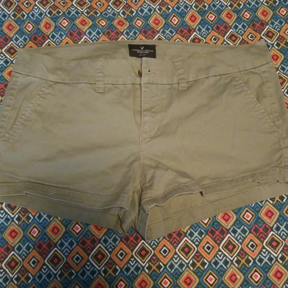 Womens AE shorts